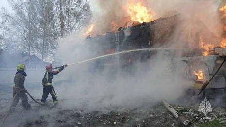 При пожаре в Камешковском районе пострадал 72-летний мужчина