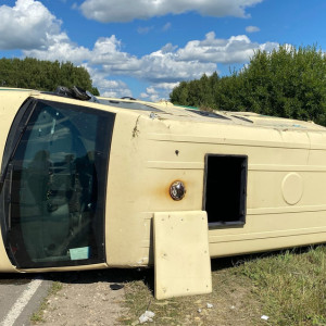 Во Владимирской области инкассаторы перевернулись после столкновения с легковушкой