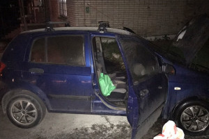 Во Владимире ночью у вокзала вспыхнула иномарка