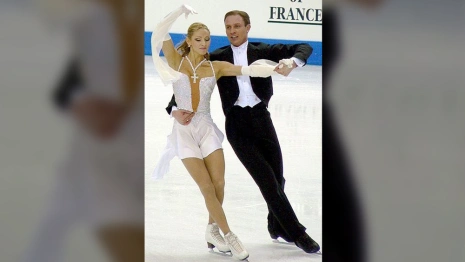 Во Владимирской области ледовое шоу с Костомаровым отложили на год из-за болезни фигуриста