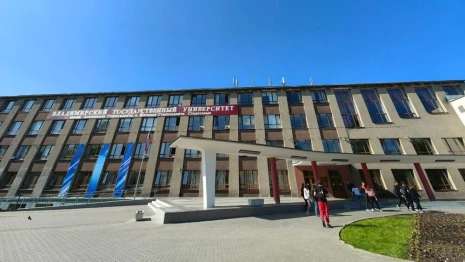 Стали известны необычайно высокие зарплаты ректора и проректоров владимирского вуза