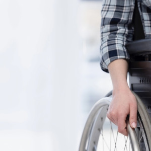 Во Владимире 2-летнего ребенка-инвалида оставили без важного техсредства