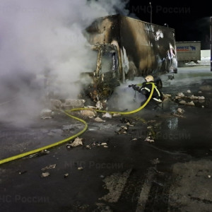 На трассе М-12 под Собинкой человек пострадал при пожаре грузовика