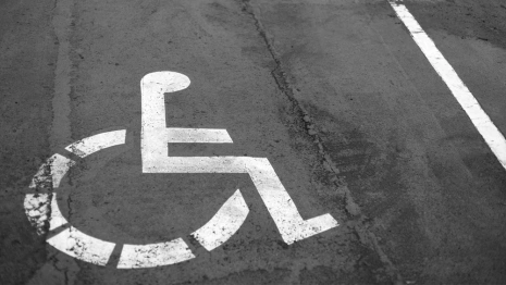 Камешковских инвалидов оставили без парковочных мест