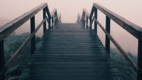 Во Владимире установили личность пытавшейся спрыгнуть с моста девушки