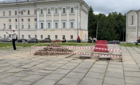 Во Владимире началась установка памятника Андрею Боголюбскому