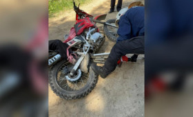 
В Коврове мотоциклист застрял ногой между рамой и колесом