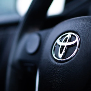 Во Владимире легковушка столкнулась с внедорожником