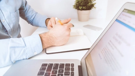 Во Владимире пристав по ошибке арестовал счета жителя Кирова