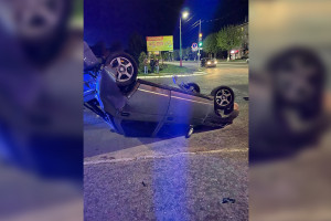 Легковой автомобиль перевернулся в Муроме