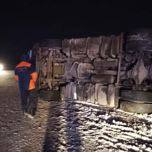 На трассе в Юрьев-Польский перевернулась фура