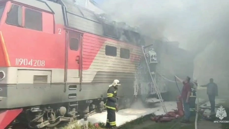 Во Владимире на вокзале загорелся локомотив