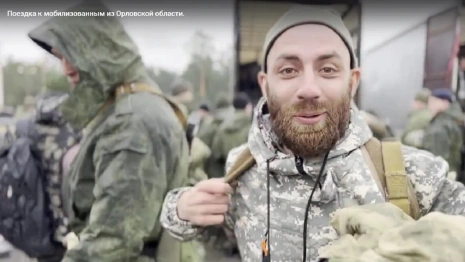 «Вернемся к Новому году». Орловский губернатор показал видео из владимирской учебки 