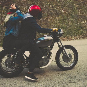 Во Владимирской области на мопеде разбились парень с девушкой 17 и 19 лет