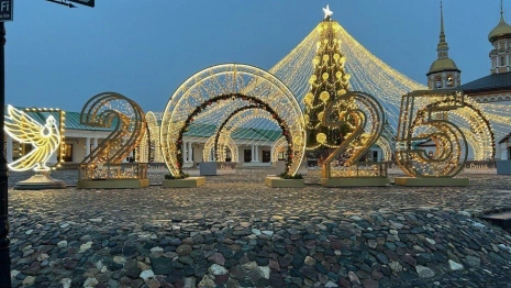 Суздаль украсили к Новому году