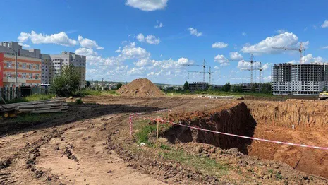 Строительство школы во Владимирском микрорайоне Сновицы-Веризино показали на фото
