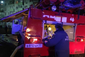 На пожаре в Коврове эвакуировали 2 детей и 18 взрослых