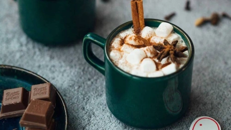 От мексиканского кофе до яблочного пунша. Топ-5 рецептов для приготовления вкуснейших безалкогольных согревающих напитков