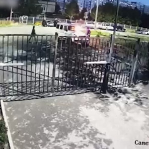 Во Владимире мужчина сжег «Гелик» обидчика за 26 млн рублей