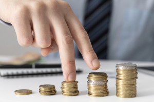 Центробанк отметил замедление инфляции быстрее ожиданий