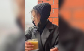 Во Владимире бомж помочился на блогершу с балкона