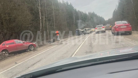 Во Владимирской области в лобовую столкнулись две легковушки