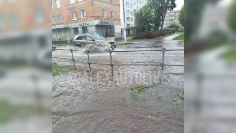 Александров вновь ушел под воду из-за сильных дождей