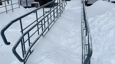 Дворы 170 домов во Владимире утонули в снегу