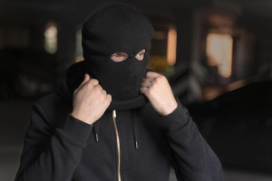 Владимирец изуродовал иномарку бывшей девушки
