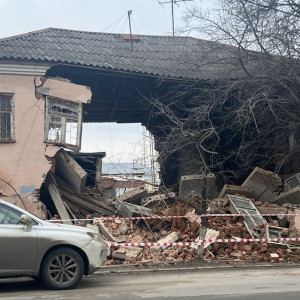 Появилось видео обрушившегося дома в центре Владимира