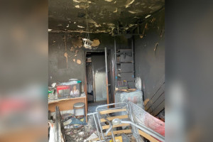 Лишившаяся жилья при пожаре в Корове семья попросила о помощи