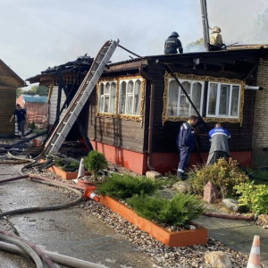 При пожаре в частном доме в селе под Александровом погиб человек