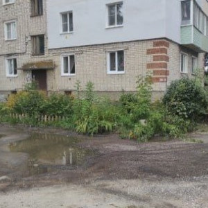 В Муроме управляющую компанию заставили отремонтировать двор