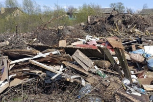 В Юрьев-Польском через суд потребовали ликвидировать незаконные свалки