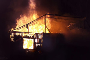 Пожар под Петушками уничтожил жилой дом