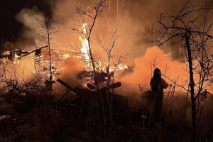 На пожаре в деревянном доме во Владимирской области погиб мужчина