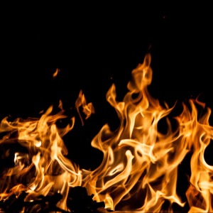 Во Владимирской области на человеке загорелась одежда