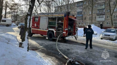Во Владимире на пожаре эвакуировали 8 детей и 20 взрослых 