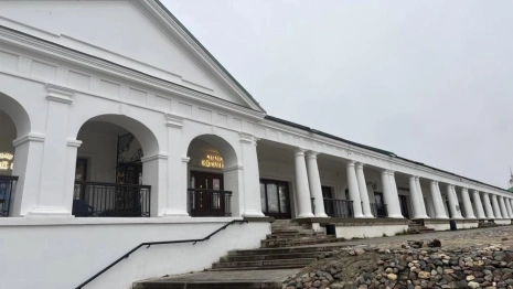 Подрядчика уличили в попытке мошенничества при установке подсветки Торговых рядов в Суздале