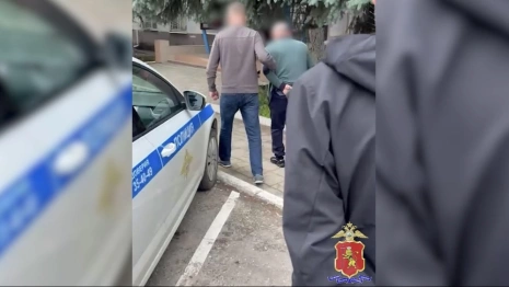 Двое безработных жителей Кольчугино слили 300 литров дизеля из фуры