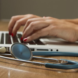 Во Владимирской области земским врачам разрешили менять работу 
