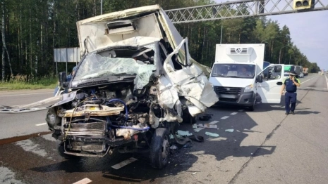 На М-7 в Вязниковском районе погиб 22-летний водитель грузовика