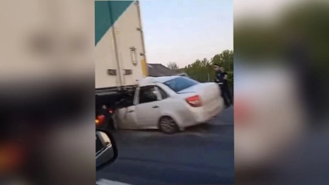 В ДТП с грузовиком во Владимирской области погибли 2 человека