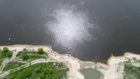 Владимирская прокуратура: площадь разлива дизеля на Оке составила 500 кв. м