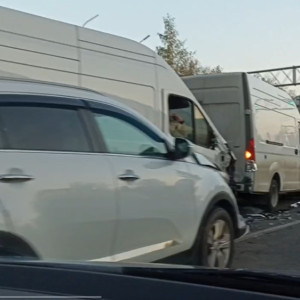 На Пекинке во Владимире столкнулись 5 машин