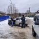 В Гусь-Хрустальном 19-летний парень проехался по полицейскому на машине