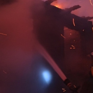 Во Владимирской области частный дом сгорел дотла