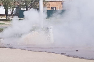 Во Владимире при разогреве отопления до +114 прорвало трубу с кипятком в Добром