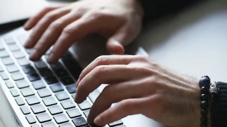 Владимирца арестовали на 2 недели за демонстрацию нацистской символики