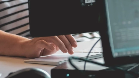 Во Владимирской области попавшая под следствие глава райцентра пока осталась в должности